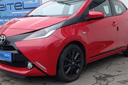 Toyota Aygo (X) 48.521 km 7.690 € Pfullingen 72793