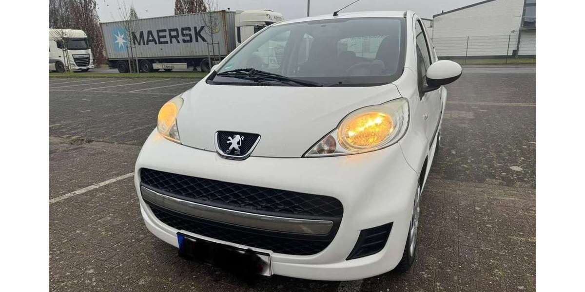 Peugeot 107 266.000 km 1.550 &euro; Diepholz 49356