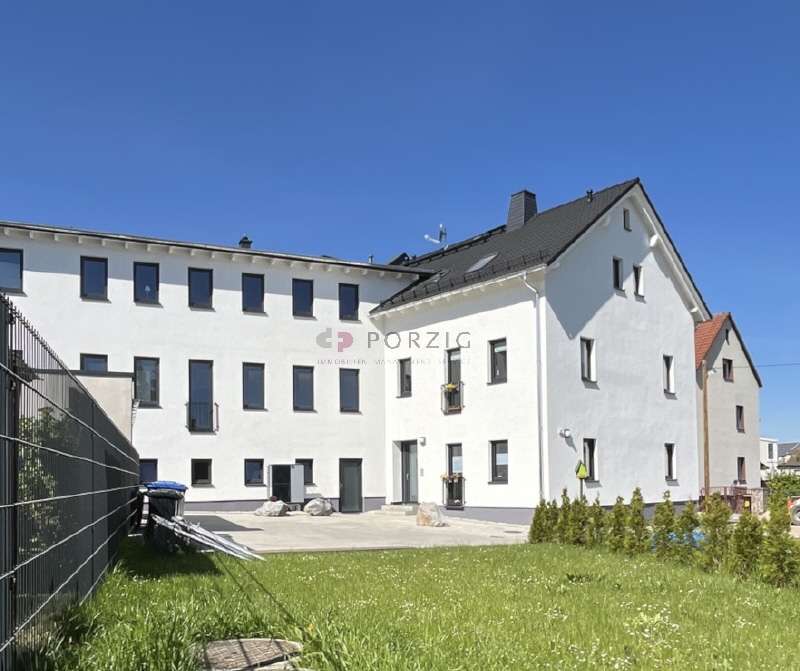 Haus zum Mieten in Limbach-Oberfrohna 1.470 € 140 m² 5 zimmer