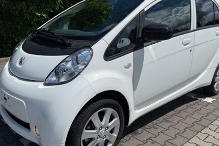 Peugeot iOn 34.220 km 5.490 &euro; Hosenfeld 36154