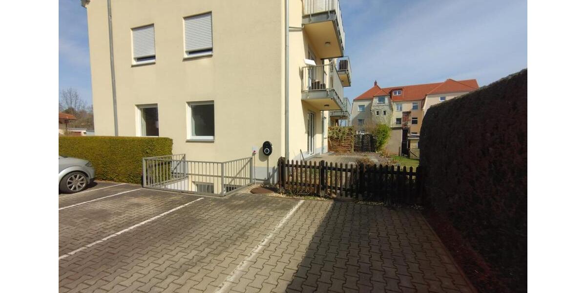 Erdgeschoßwohnung Zwickau Neuplanitz - 4 Zimmer, 91 m&sup2;, 660&euro; | Angebot:26011103