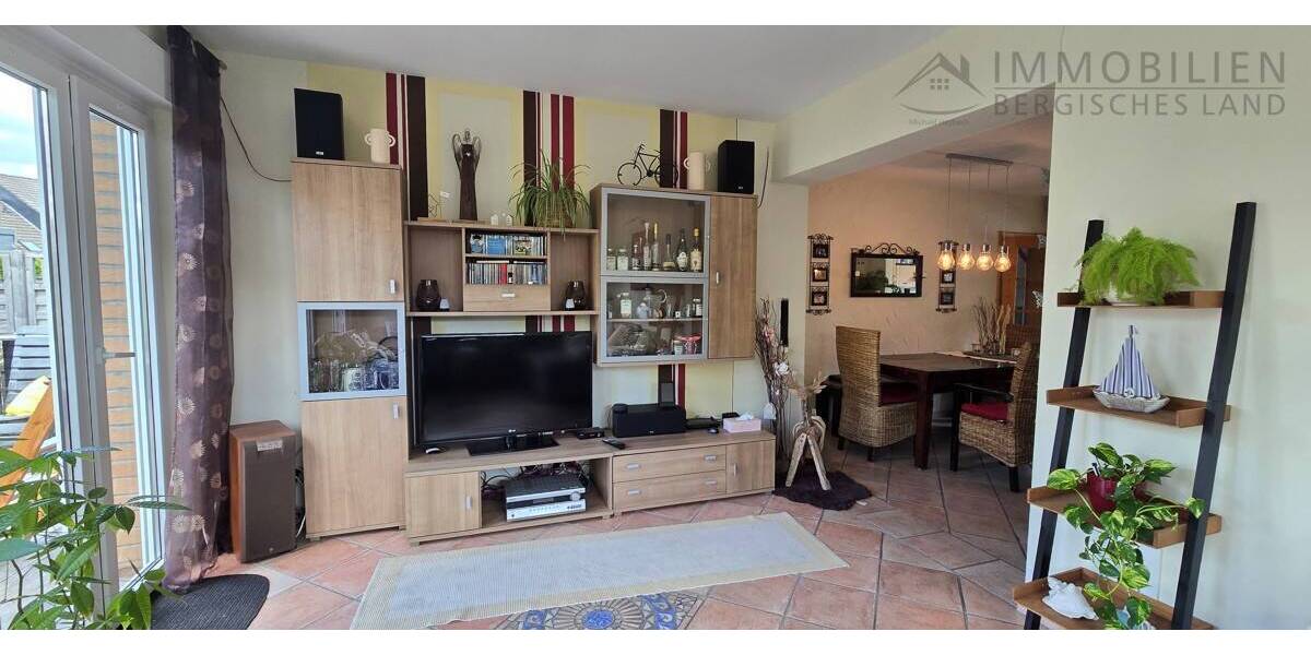 Reihenendhaus Hückeswagen Innenstadt - 4 Zimmer, 110 m&sup2;, 325.000&euro; | Angebot:21321687