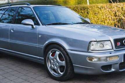 Audi 80 218.737 km 27.000 &euro; Düsseldorf 40223