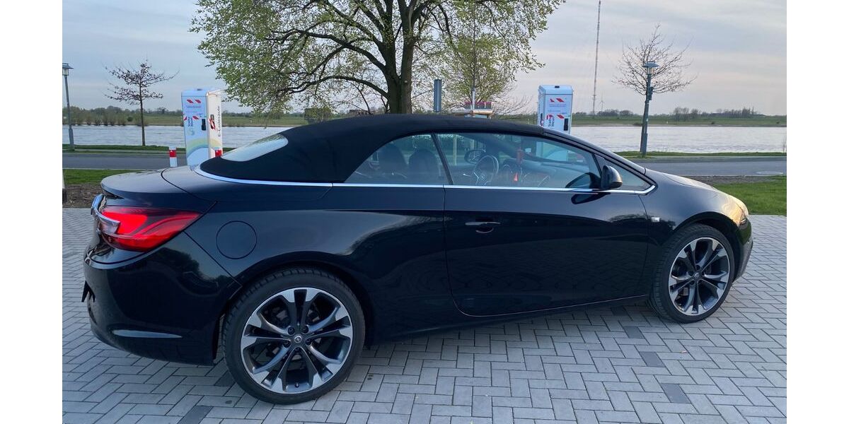 Opel Cascada 181.000 km 9.999 € Wesel 46483