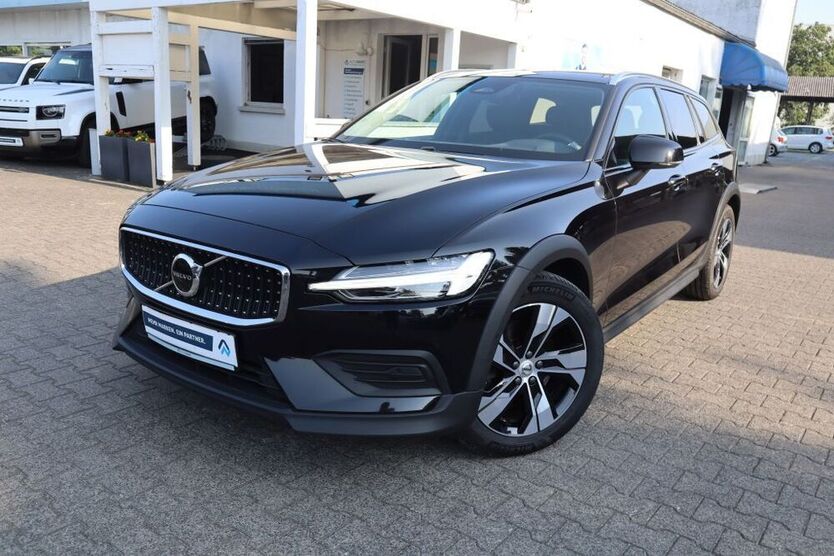 V60 Cross Country