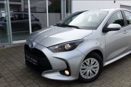 Toyota Yaris 88.910 km 17.400 &euro; Bad Gögging 93333