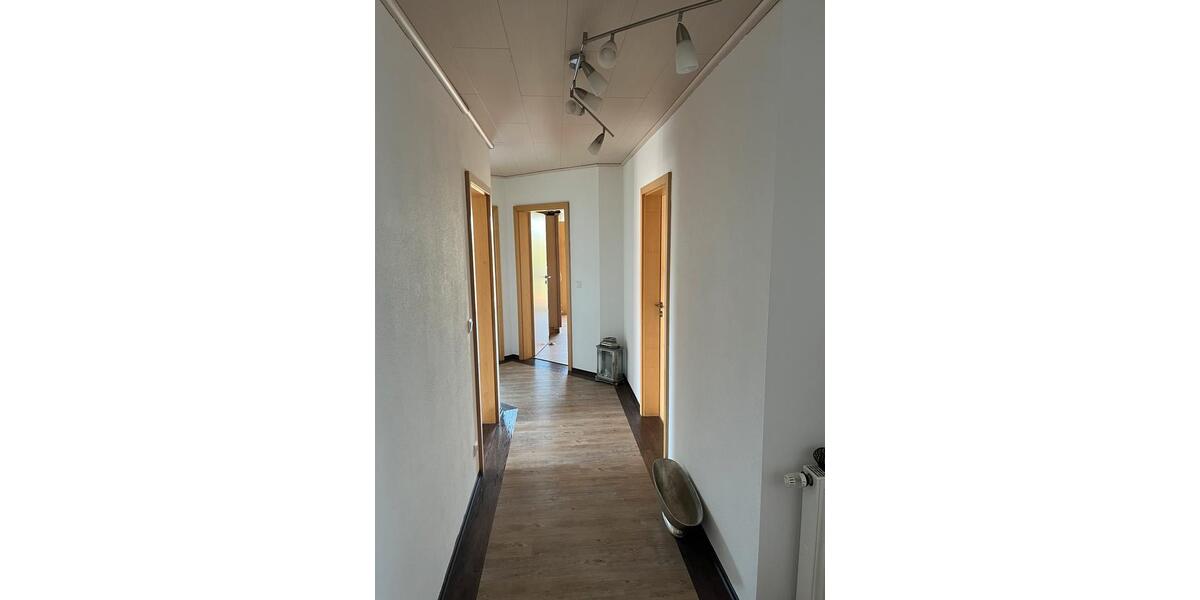 Dachgeschoßwohnung Buttenwiesen - 3.5 Zimmer, 100 m&sup2;, 1.050&euro; | Angebot:26705063