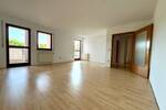 Komfortables Wohnen für jede Lebensphase - Helle Erdgeschoßwohnung mit Loggia und Einbauküche