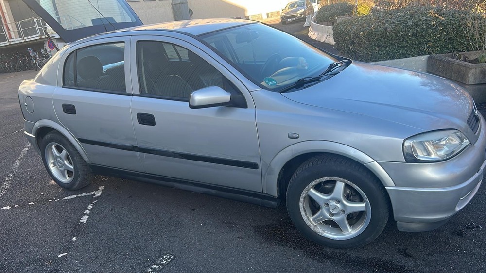Opel Astra J 211.000 km 1.300 &euro; Aschaffenburg 63701