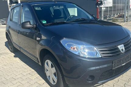 Dacia Sandero 118.000 km 1.199 &euro; Köfering 93096