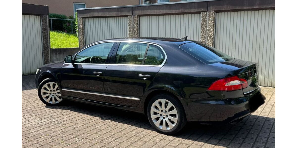Skoda Superb 294.500 km 6.500 &euro; Bochum 44879
