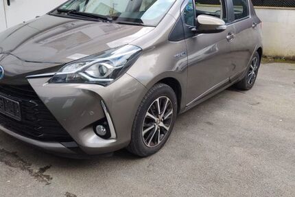 Toyota Yaris 89.300 km 10.200 &euro; Hagen 58093