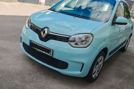 Renault Twingo 47.500 km 6.900 &euro; Poing 85586