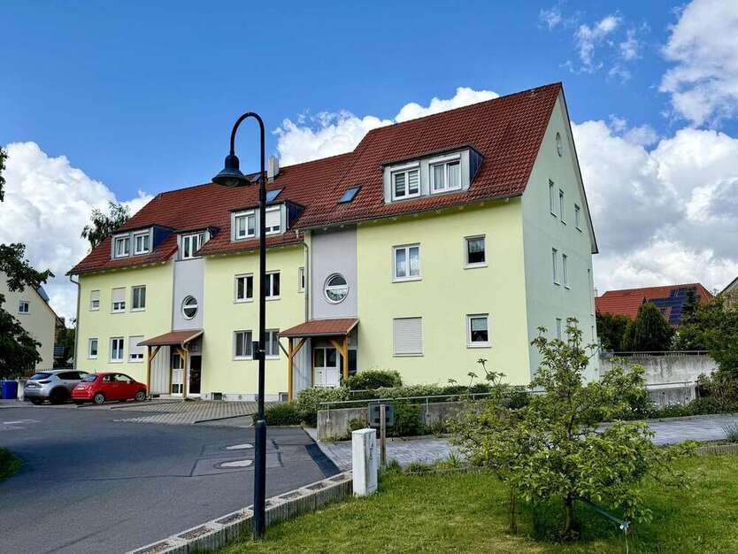 Wohnung zum Mieten in Reinsdorf 540 € 63 m²