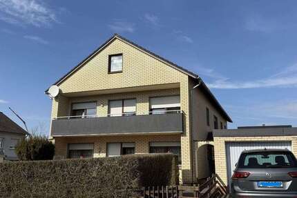 Haus Brakel - 11 Zimmer, 240 m&sup2;, 350.000&euro; | Angebot:25201791