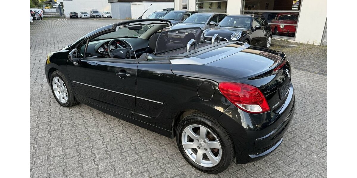 Peugeot 207CC 150.000 km 1.750 &euro; Schorndorf 73614