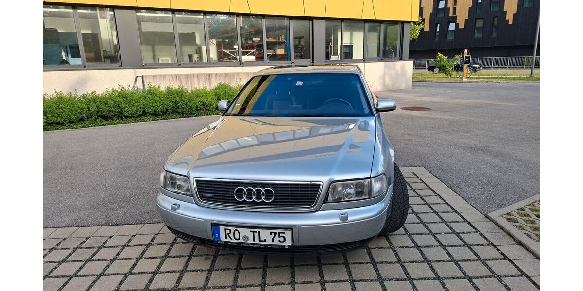 Audi A8 256.000 km 7.000 &euro; Rosenheim 83024