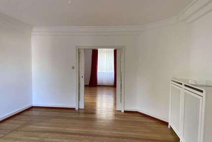 Wohnung zum Mieten in Baden-Baden 1.380 € 115 m² 4 zimmer