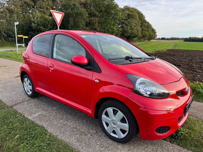 Aygo (X)
