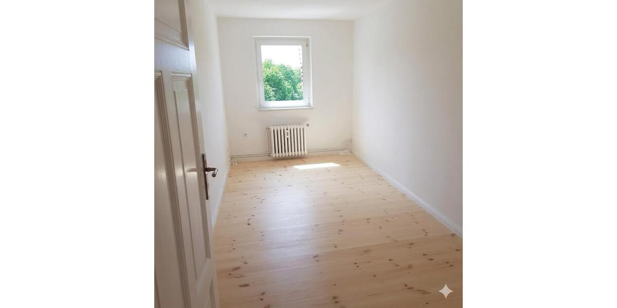 Etagenwohnung Strausberg - 2 Zimmer, 60 m&sup2;, 719&euro; | Angebot:25569852