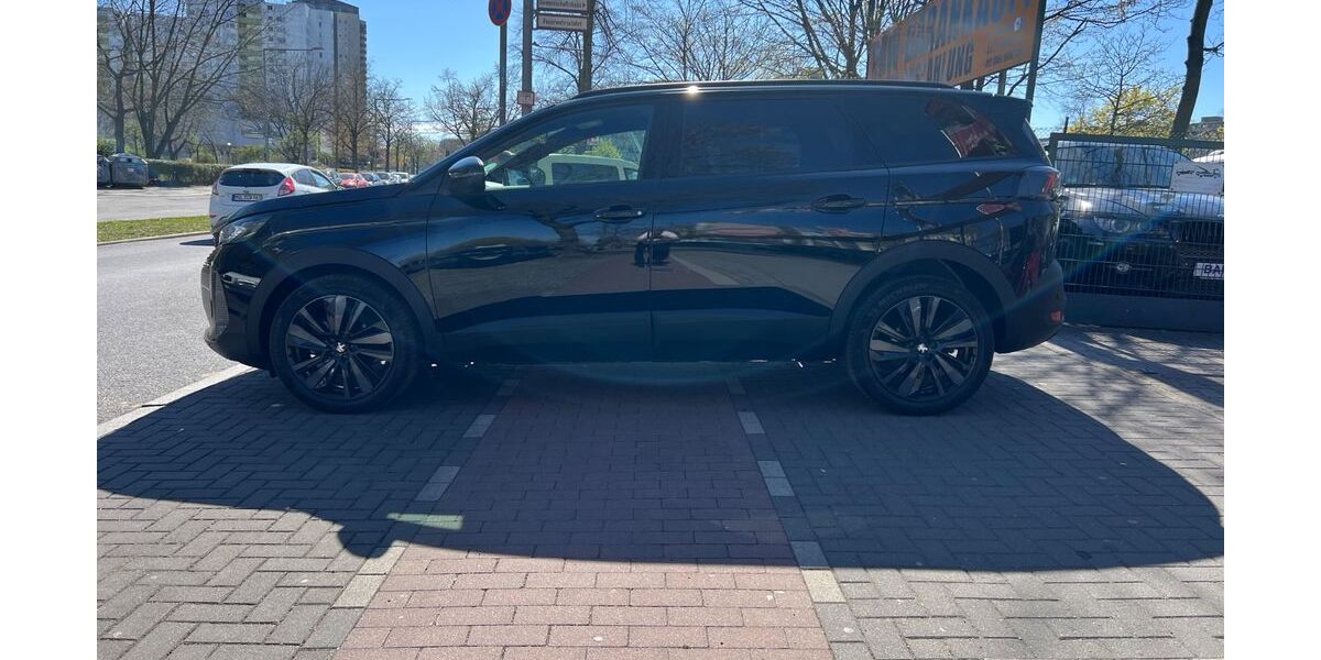 Peugeot 5008 29.000 km 26.900 &euro; Berlin 12353