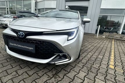 Toyota Corolla 25.829 km 26.400 &euro; Freiburg 79111