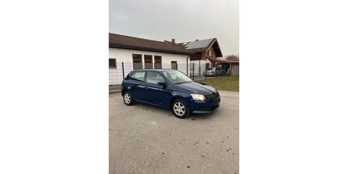 Skoda Fabia 122.000 km 6.350 &euro; Eiselfing 83549