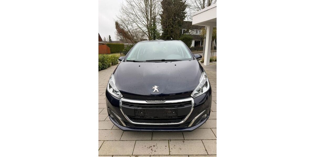 Peugeot 208 20.200 km 8.500 &euro; Detmolder 32758