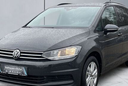VW Touran 105.569 km 23.990 &euro; Viersen 41751