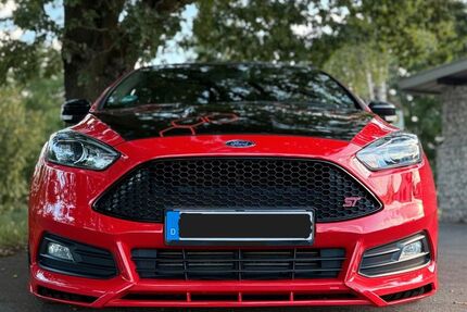 Ford Focus 150.000 km 13.999 € Georgensgmünd 91166