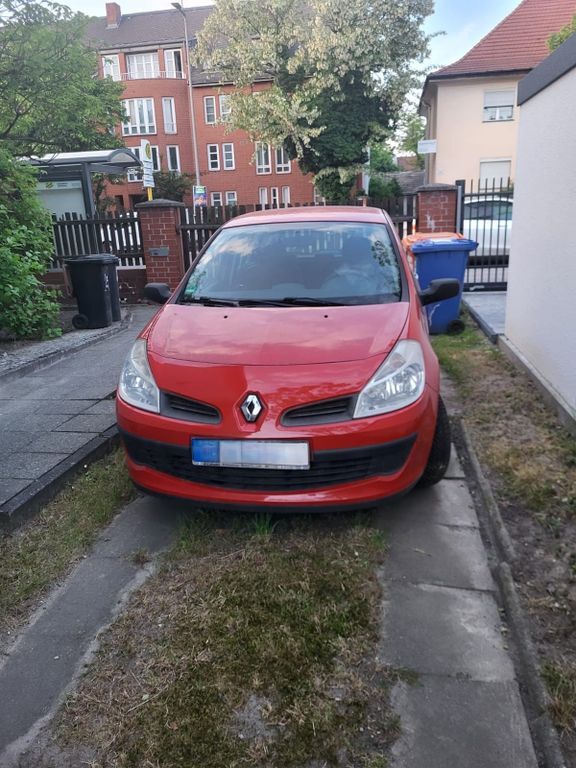 Renault Clio 40.000 km 3.600 € Berlin 12207