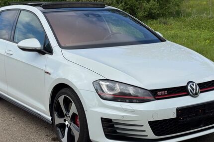 VW Golf 186.000 km 13.490 &euro; Aalen 73431