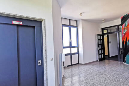 Gewerbeobjekt Unterhaching - 3.850&euro; | Angebot:22822015