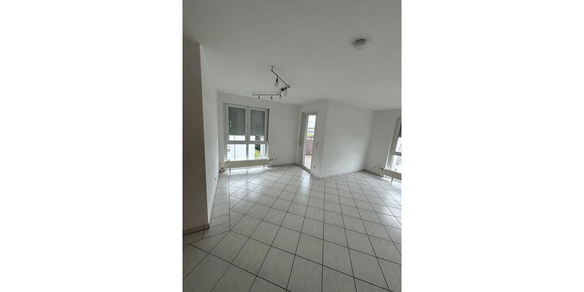 Etagenwohnung Villingen-Schwenningen Schwenningen - 5 Zimmer, 110 m&sup2;, 1.395&euro; | Angebot:25452010