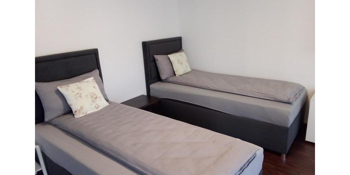 Erdgeschoßwohnung Metzingen - 1.5 Zimmer, 42 m&sup2;, 900&euro; | Angebot:26312690