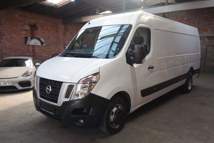 Nissan NV400
