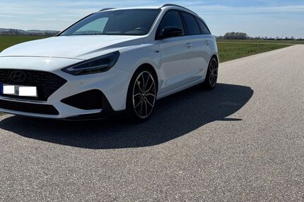 Hyundai i30 49.999 km 21.200 &euro; Moosthenning 84164