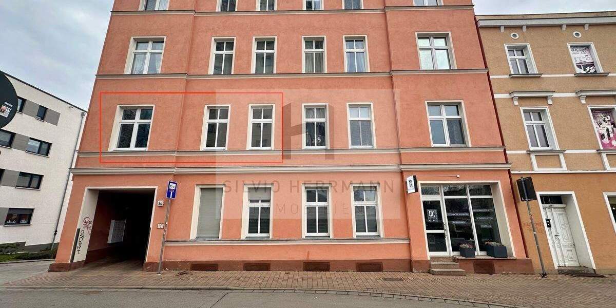 Geräumige 3-Zimmer-Wohnung mit Balkon Im Zentrum 3 zimmer