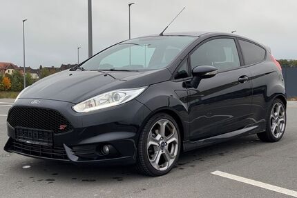 Ford Fiesta 172.000 km 7.499 € Marktredwitz 95615