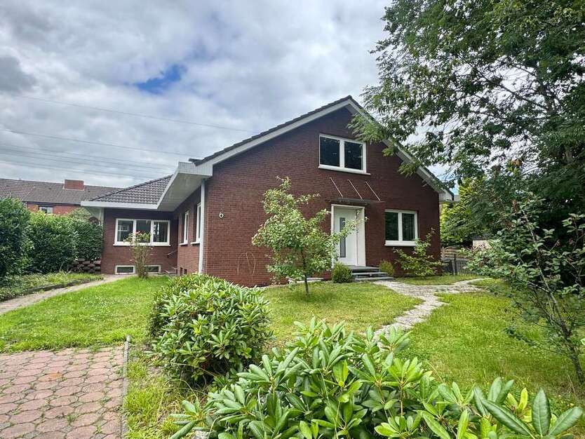 Haus zum Kaufen in Schwanewede 548.000 € 253 m²