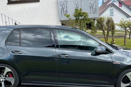 VW Golf 136.500 km 16.500 &euro; Erbach 89155
