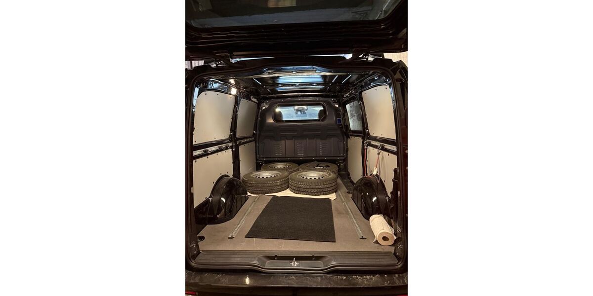 Mercedes-Benz Vito 82.000 km 26.900 &euro; Dresden 01139