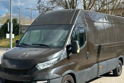 IVECO Andere 366.000 km 8.650 &euro; Essen 45139