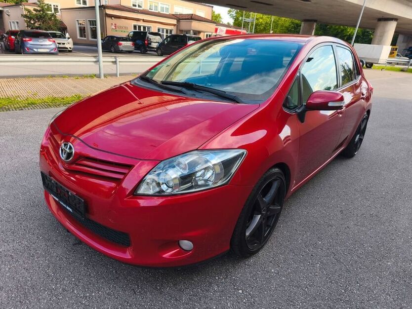 Auris