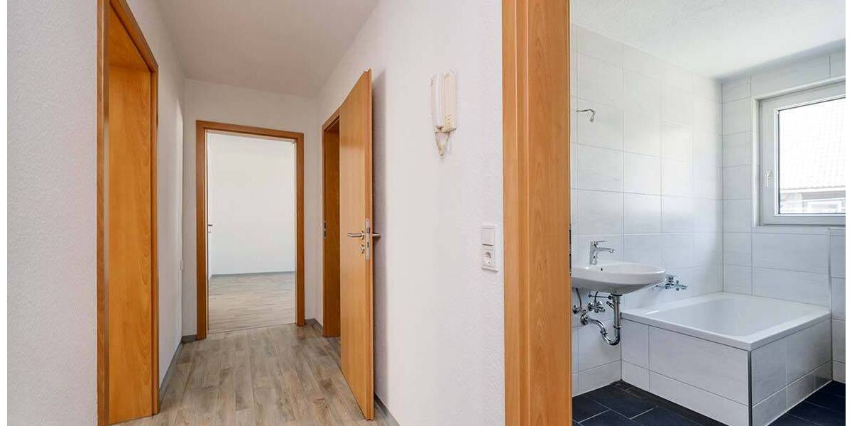 Mehrfamilienhaus, Wohnhaus Neuhaus am Rennweg - 250.000&euro; | Angebot:26290922