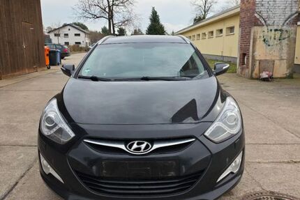 Hyundai i40 161.593 km 7.300 &euro; Berlin 12355