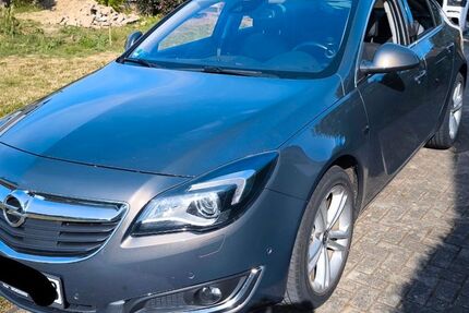 Opel Insignia 86.000 km 9.900 &euro; Berlin 12685