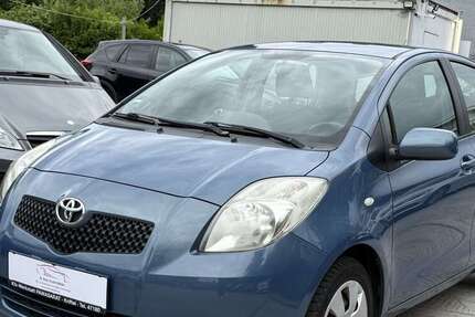 Toyota Yaris 123.000 km 2.999 &euro; Frankfurt am Main 60386