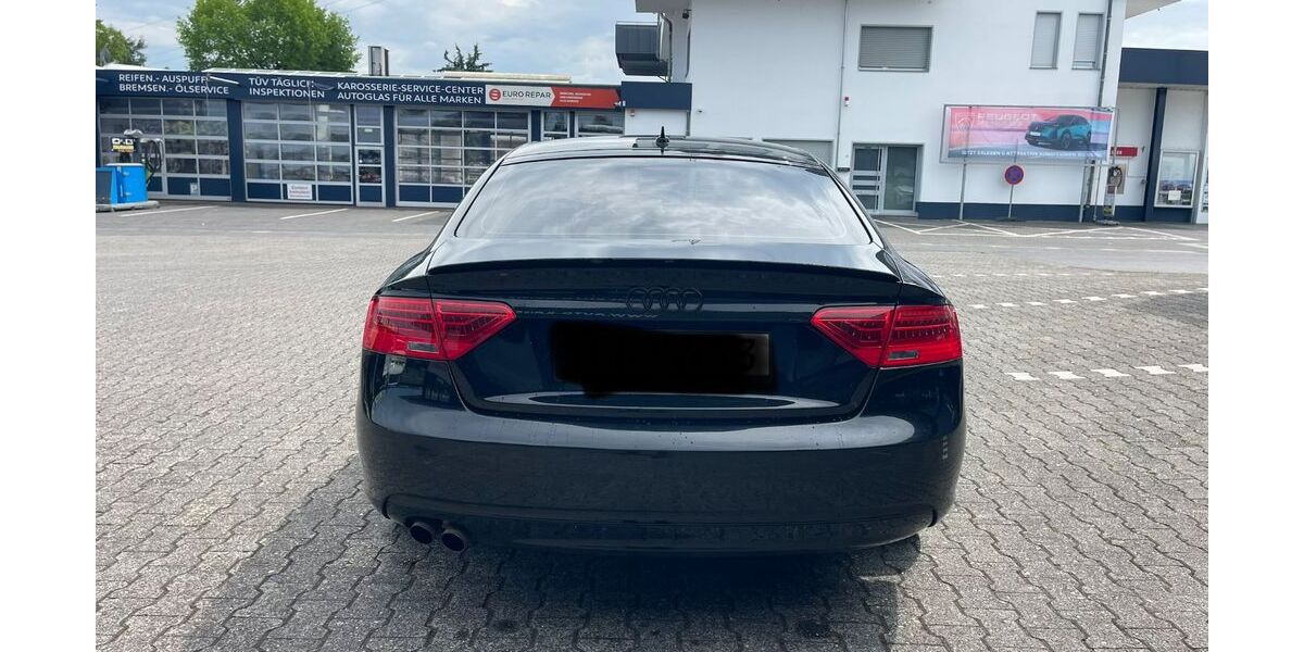 Audi A5 293.000 km 9.800 &euro; Limburg 65589