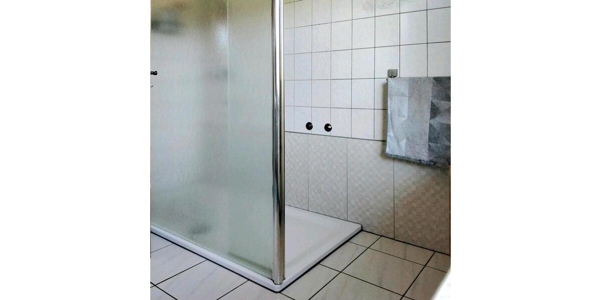Einfamilienhaus Bad Karlshafen - 12 Zimmer, 210 m&sup2;, 285.000&euro; | Angebot:27127040